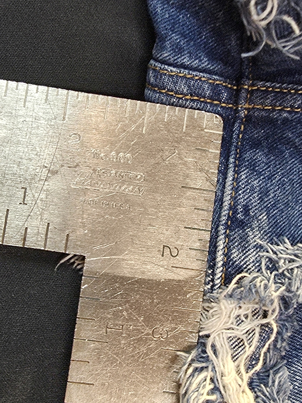 Vintage Levi’s 550 Cut-Off Denim Shorts — Classic High Rise - Picture 2 of 5